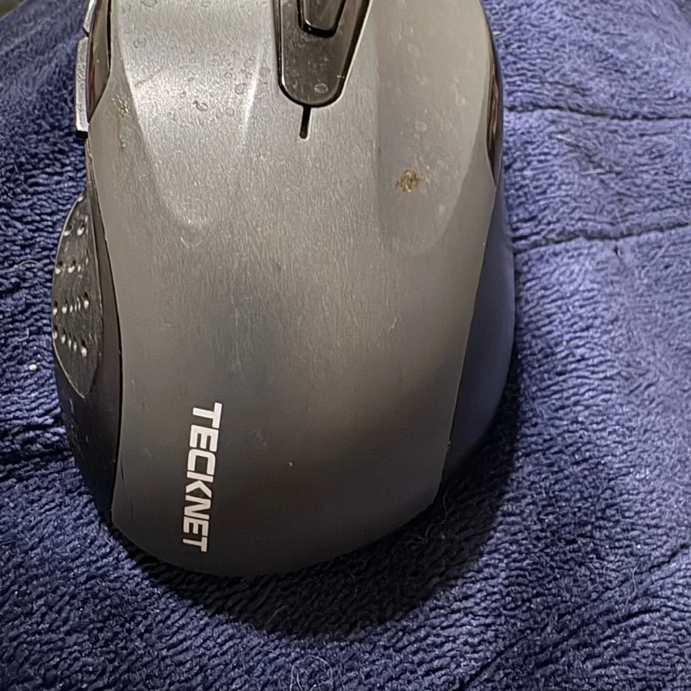 Wireless Mouse - Sleek Black Design